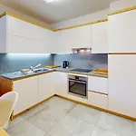 Ludains 4 سانت موريتز